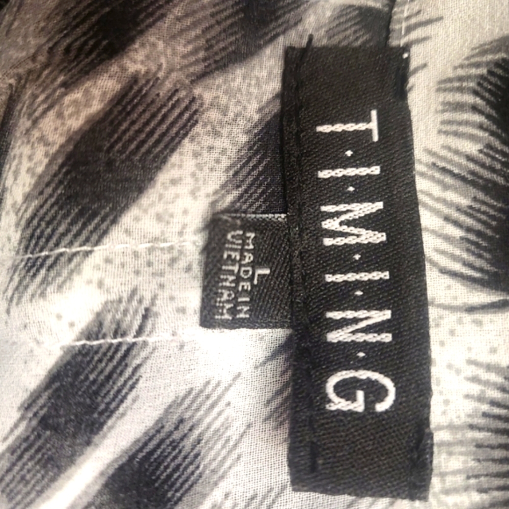 FABULOUS Leopard Semi-Sheer Long. SLEEVE LG Blouse - Picture 7 of 7